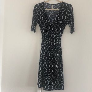 Black and white patterned dress